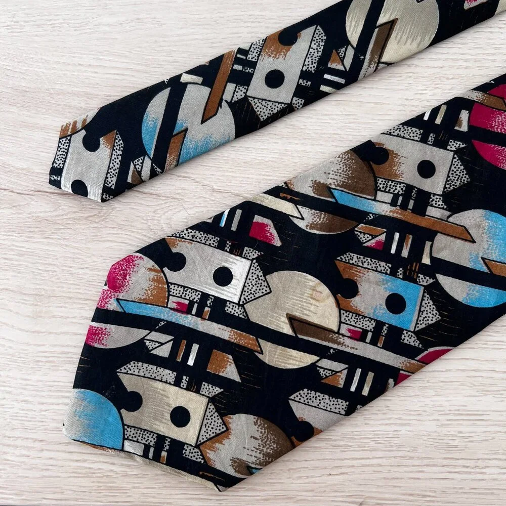 Vintage 80s Maco Matellini 100% Silk Abstract Geometric Print Necktie 55